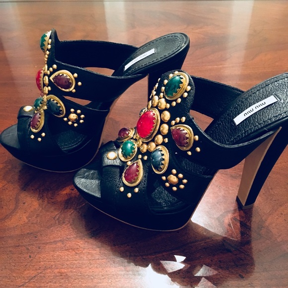 Vintage Style Miu Miu Heals :) - Picture 4 of 8